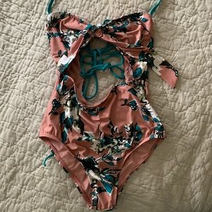 Splendid swimsuit one piece halter floral print